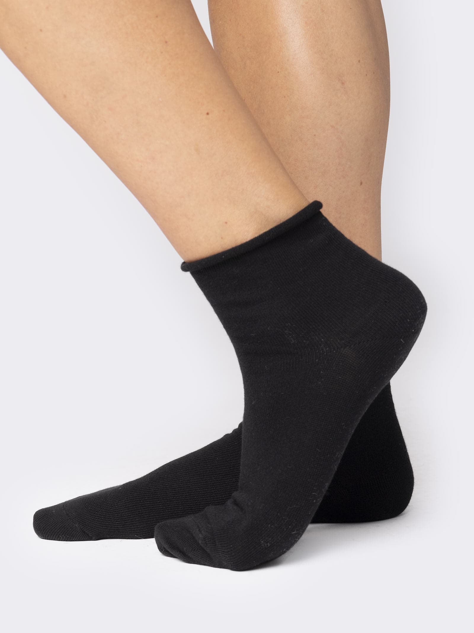 Calzini Corti in Lana Premium da Donna - Comfort Quotidiano - Image 1