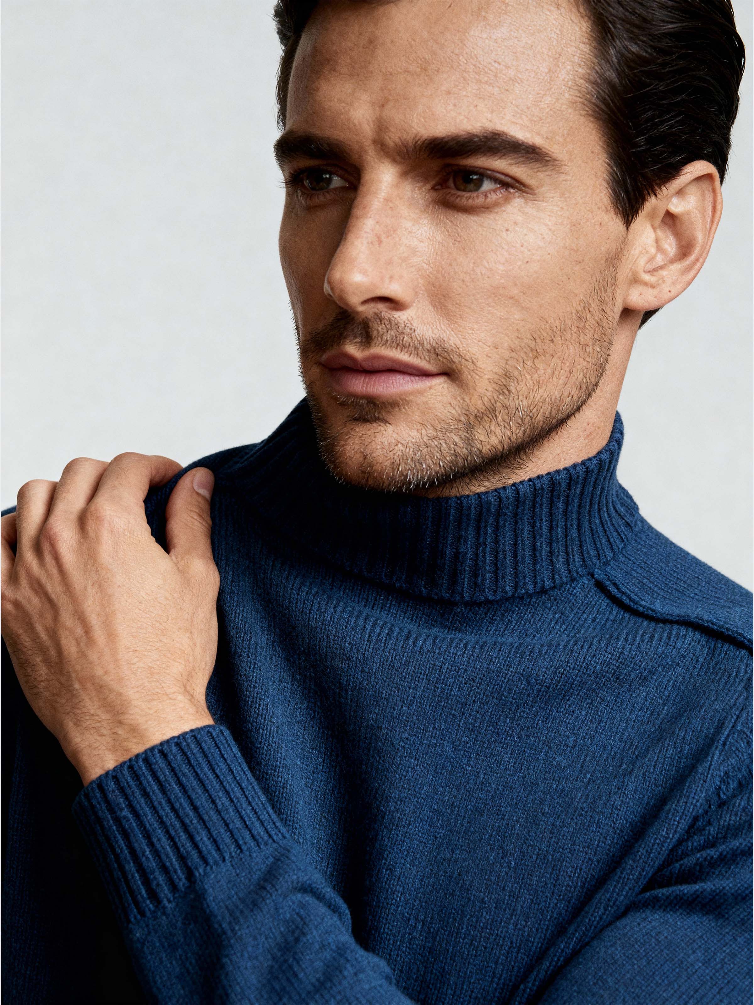 Dolcevita uomo manica lunga con dettagli a Coste in misto Cashmere - Image 3