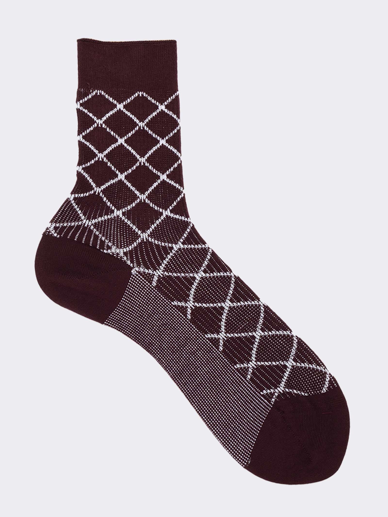 Calzini Corti Donna con Motivo a Rombi - Design Elegante e Comfort - Image 3