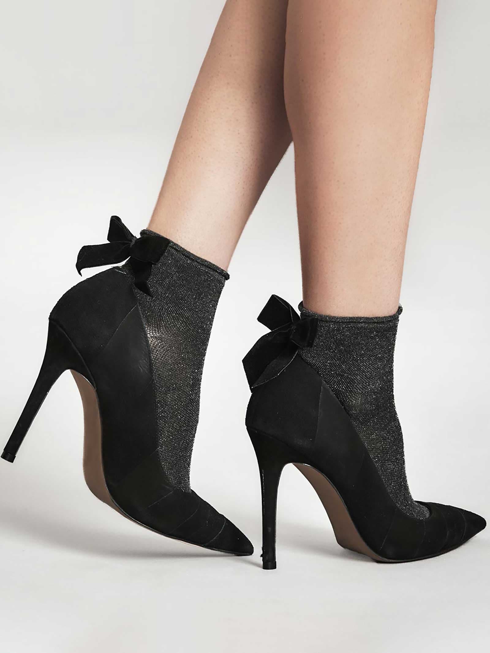 Calzini Corti Donna Fantasia - Comfort e Stile per Ogni Occasione - Image 1