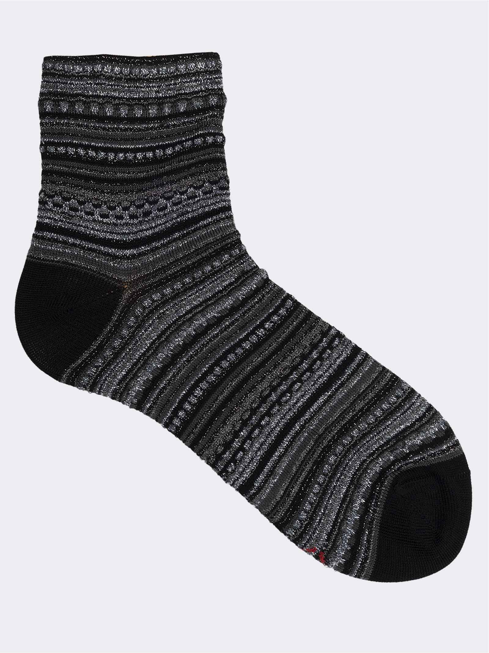 Calzini Donna Corti a Righe - Design Elegante per Estate - Image 1